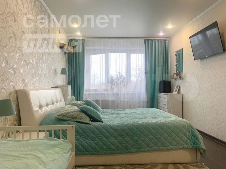 3-к. квартира, 68,3 м², 2/5 эт.