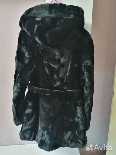 Шубка мутоновая натуральная. 46 размер