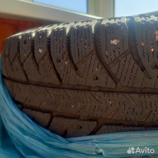 Bridgestone Ice Cruiser 7000S 195/65 R15