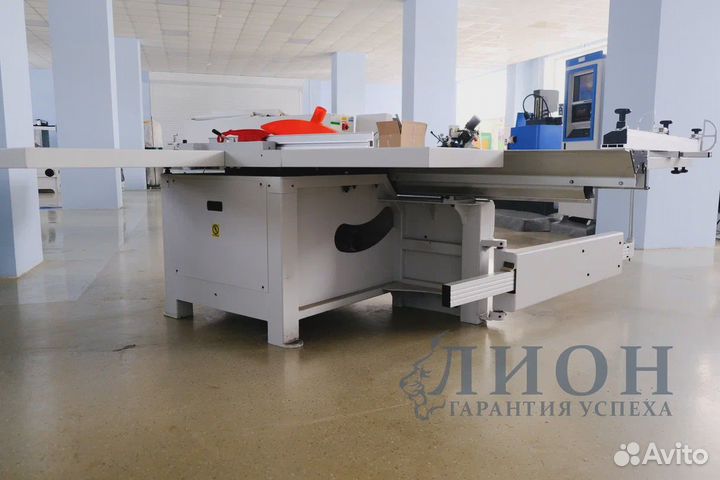 Форматно-раскроечный станок