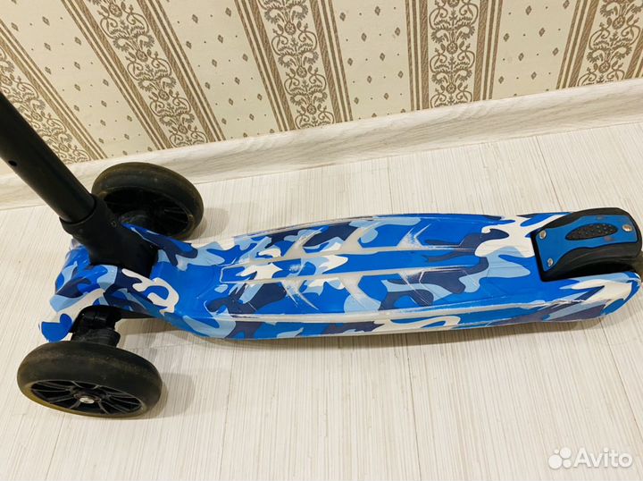 Крепкий самокат до 80 кг