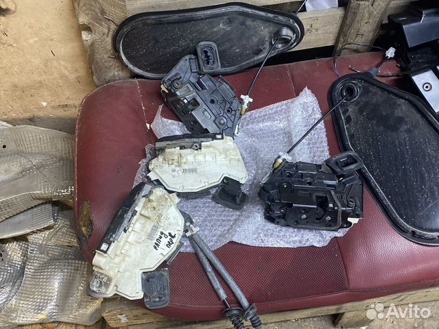 Шкода Рапид замки дверей оригинал