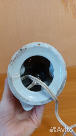 Фарфоровая статуэтка-светильник 