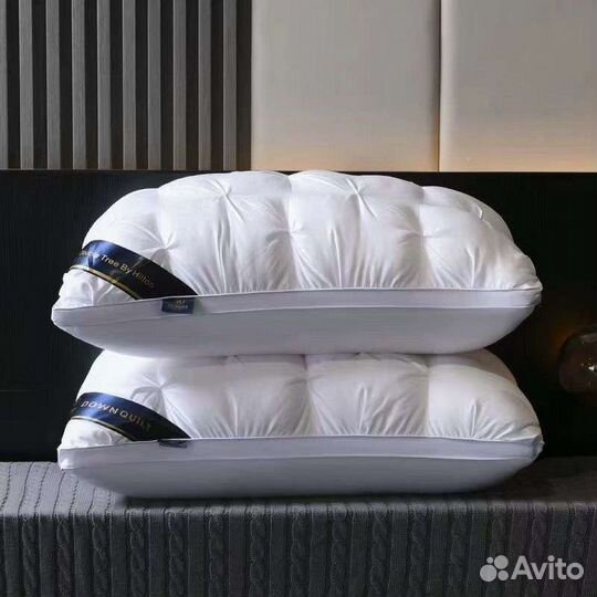 Пуховая подушка Hilton Garden