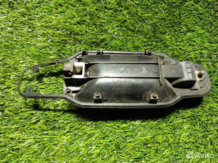 Ручка двери внешняя Kia Sorento передняя левая