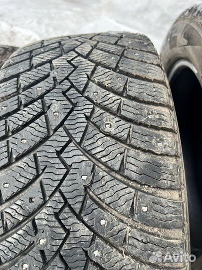 Pirelli Scorpion Ice Zero 2 255/55 R19