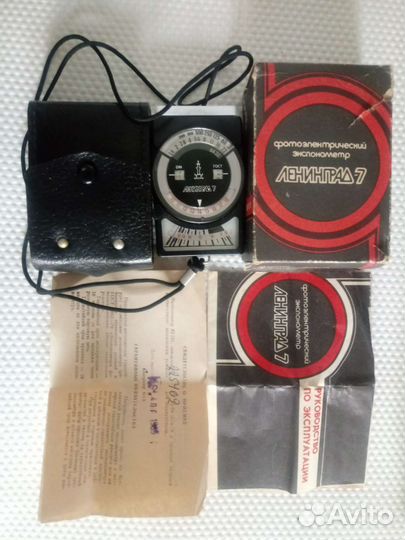 Фотоэкспонометр Ленинград новый полный комплект