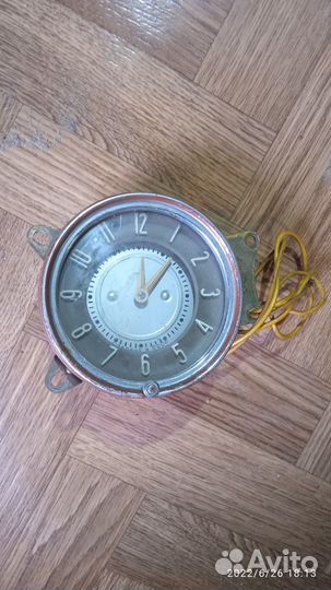 Автомобильные часы