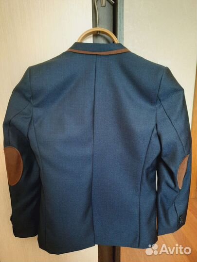 Школьный костюм, брюки, рубашки на мальчика