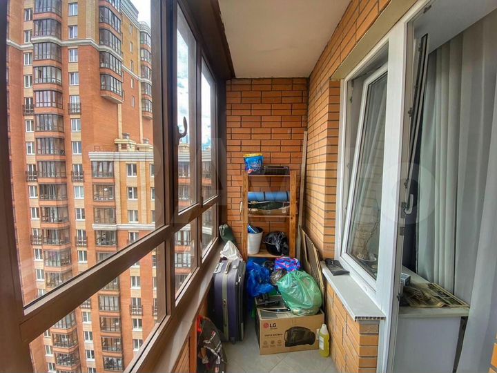 2-к. квартира, 64 м², 13/13 эт.