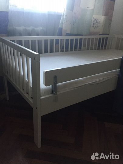 Продаю детскую кроватку