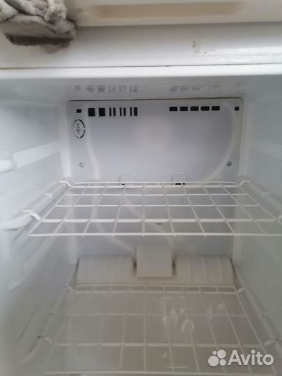 Холодильник на запчасти