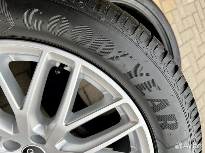 Колеса Audi Q7 SQ7 R20 зима новые оригинал