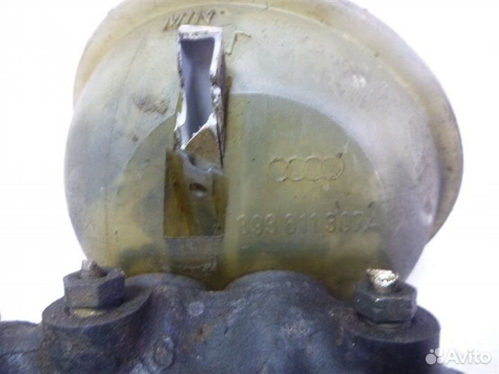 Главный тормозной цилиндр Audi 80 B3 SD 1988