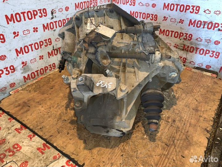 МКПП Renault Megane 1.6 I K4M R858 2011