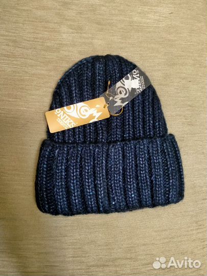 Шапка женская вязаная