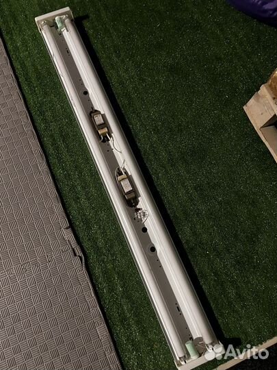 Лампа на потолок