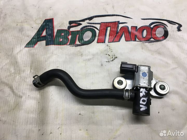 Клапан вакуумный