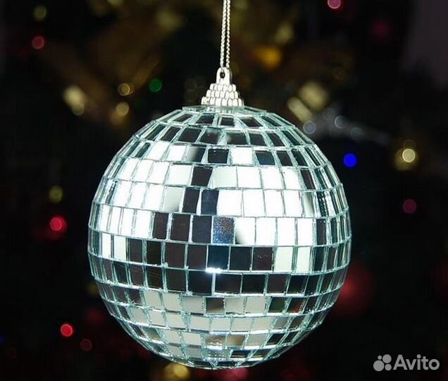 Декор диско зеркальные шары 90х новогодний дизайн