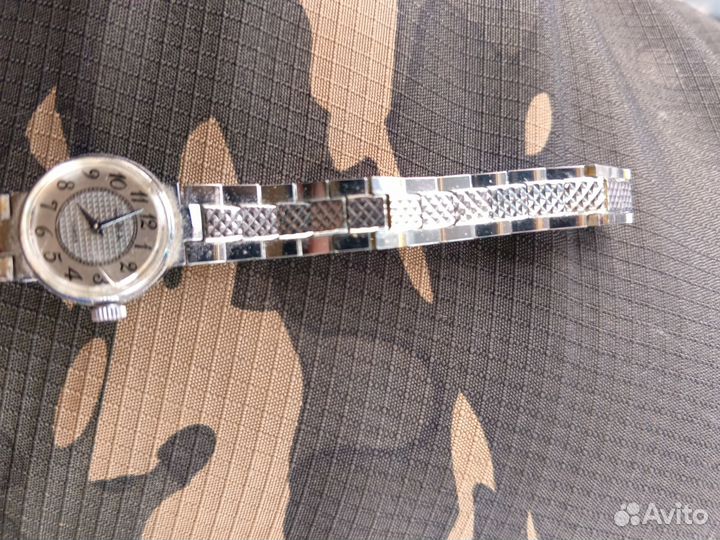 Часы женские
