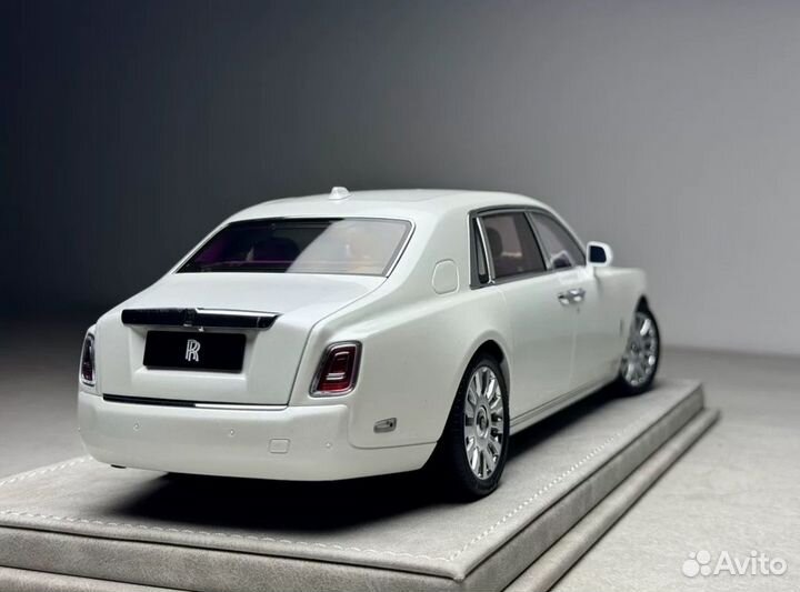 Rolls-Royce Phantom 1:18