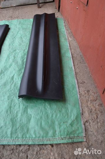 Mercedes GLB Молдинг двери правый передний