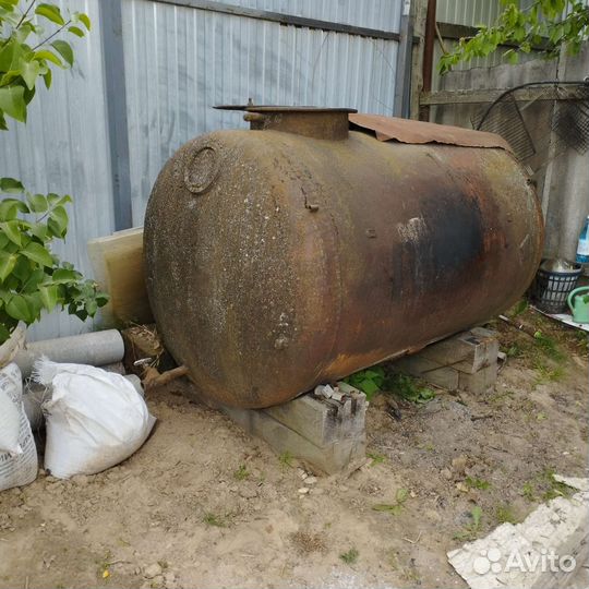 Бак для воды металлический