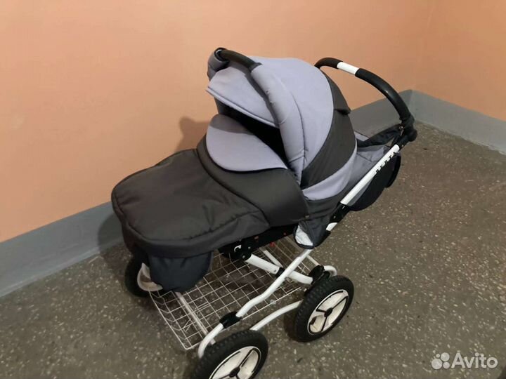 Коляска 2 в 1 adamex