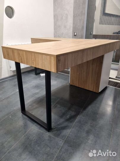 Стол лофт офисный