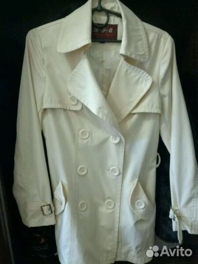 Плащ женский