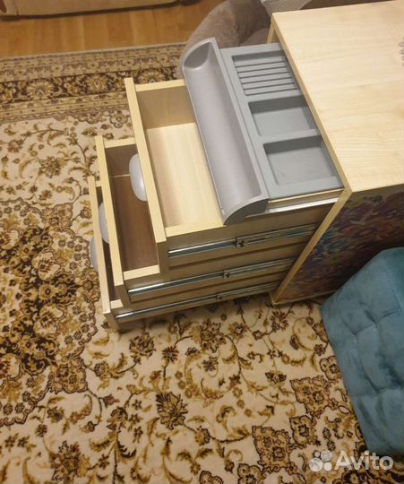 Растущий стол+стул+тумба Дэми