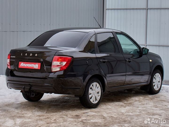 LADA Granta 1.6 МТ, 2019, 117 249 км