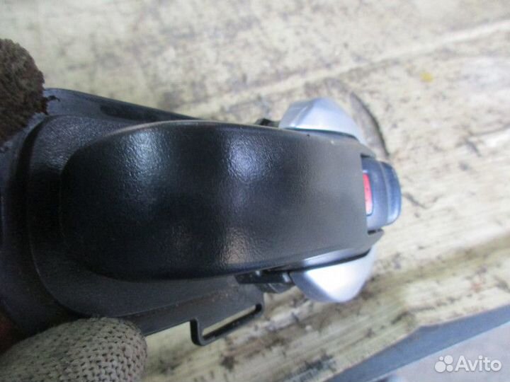 Ручка внутренняя двери правой Nissan Tiida (C11) 2