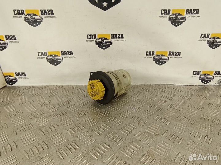 Бачок гидроусилителя Ford Mondeo III