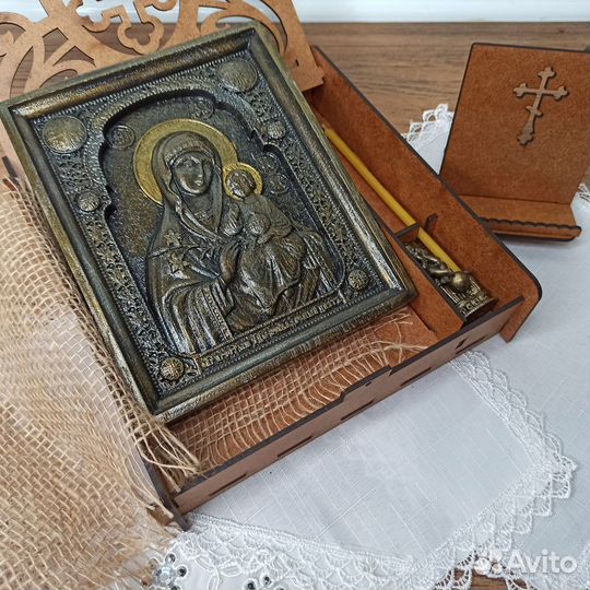 Икона Неувядаемый Цвет. подарочный комплект