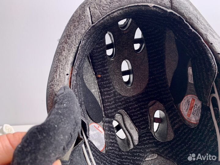 Шлем сноубордический Red Tantrum от Burton черный