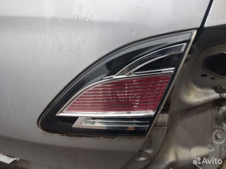 Фонарь внутренний задний правый Mazda 6 седан L8