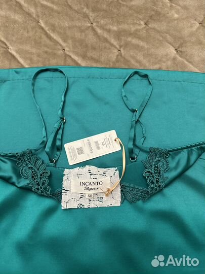 Шелковая ночная сорочка