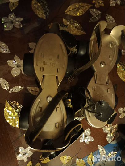 Коньки роликовые раздвижные СССР