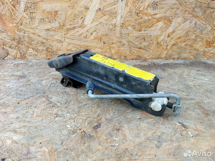 Домкрат Skoda Octavia A5