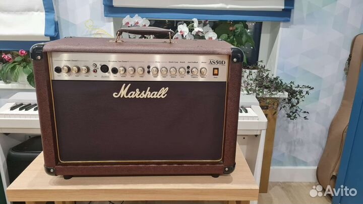 Гитарный комбоусилитель marshall