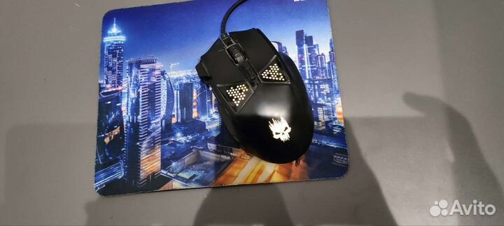 Игровая мышь,коврик в подарок