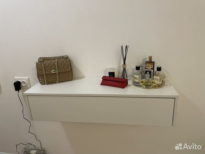 Туалетный столик
