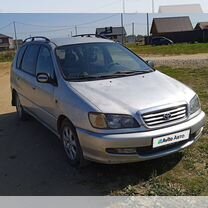 Toyota Picnic 2.2 MT, 1997, 441 000 км, с пробегом, цена 500 000 руб.