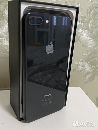 iPhone 8 Plus, 256 ГБ