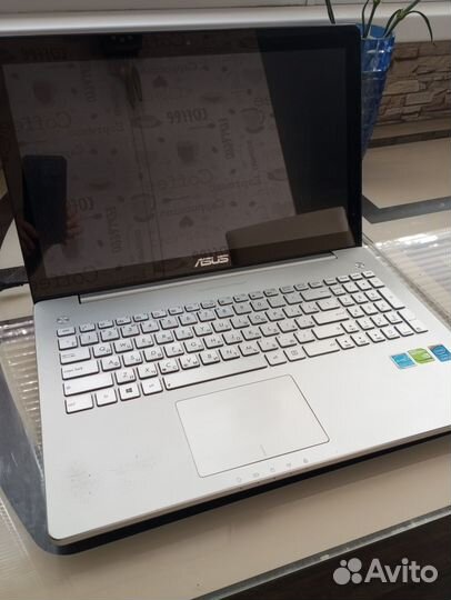 Ноутбук asus N550LF