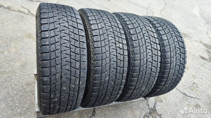 Bridgestone Blizzak DM-V1 265/65 R17 112R