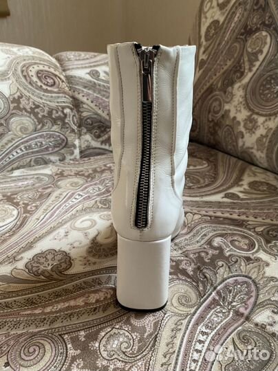 Ботинки женские zara