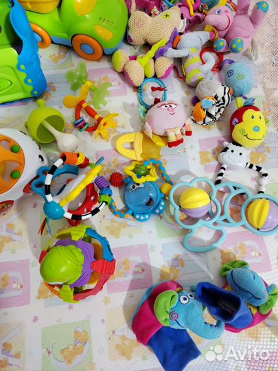 Грызунки игрушки подвеска манеж сортер погремушки