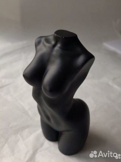 Статуэтка Ню для интерьера женское тело